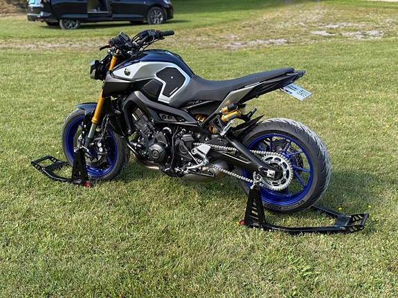 Yamaha MT-09 SP 4 of 28