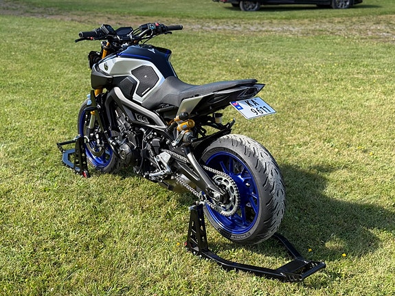 Yamaha MT-09 SP 6 of 28