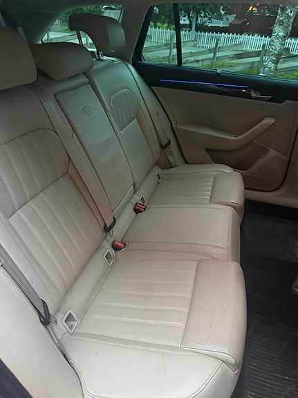 Skoda Superb 10 of 17