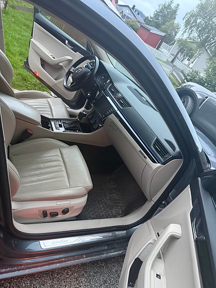 Skoda Superb 7 of 17