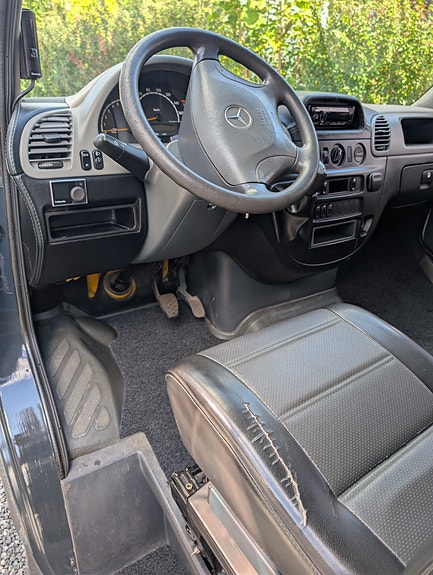 Mercedes-Benz Sprinter 308 21 of 30