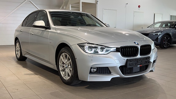 BMW 320 4 of 30