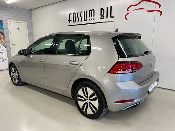 Volkswagen e-Golf VII 15 of 30