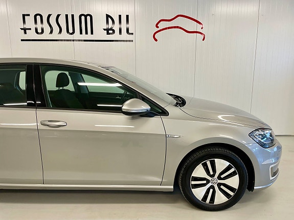 Volkswagen e-Golf VII 19 of 30