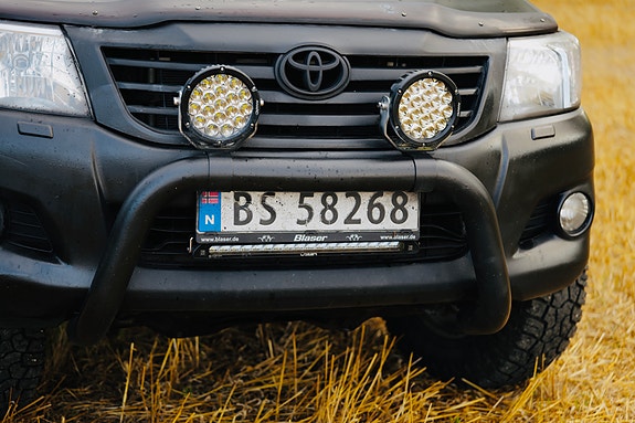 Toyota HiLux 5 of 19