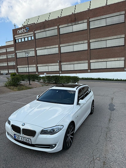 BMW 520d 14 of 30