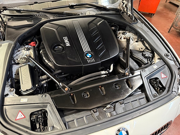 BMW 520d 16 of 30
