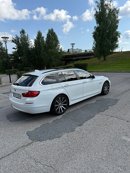 BMW 520d 13 of 30