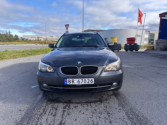 BMW 520d 2 of 6