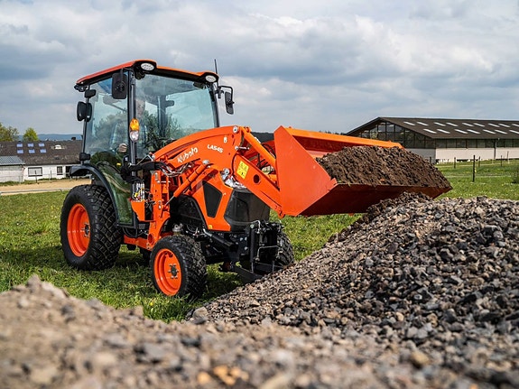 Kubota LX-401 22 of 24