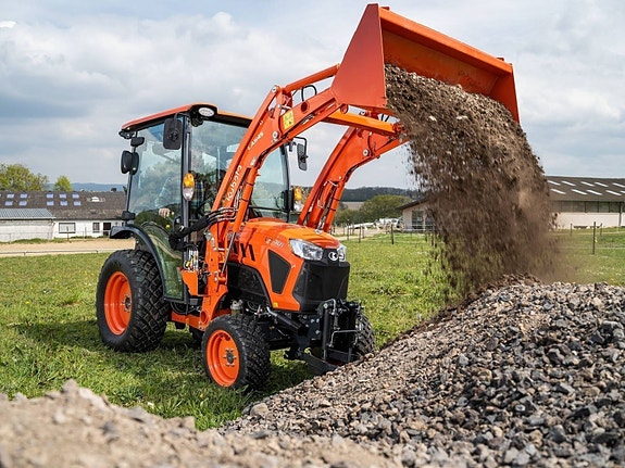 Kubota LX-401 5 of 24