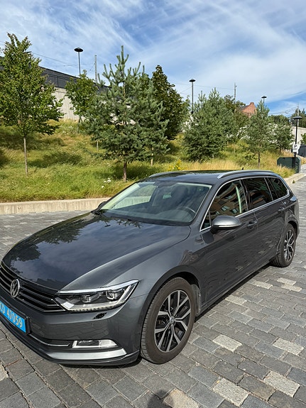 Volkswagen Passat 3 of 7