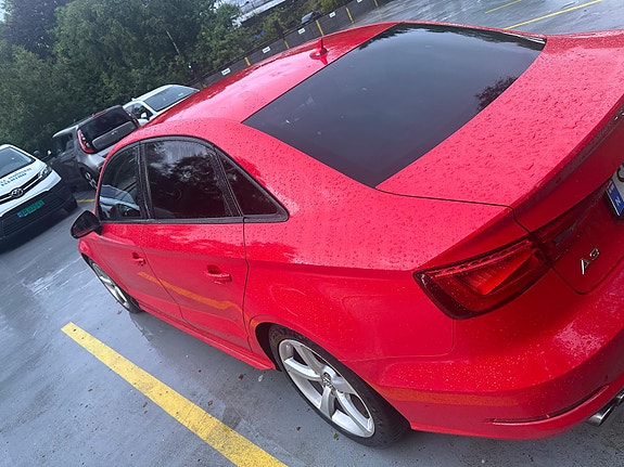Audi A3 3 of 18