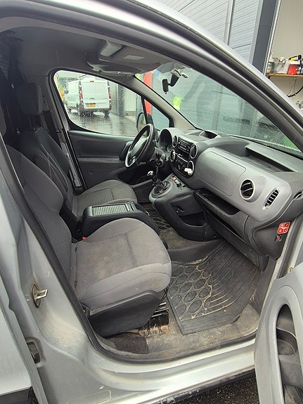 Peugeot Partner 6 of 8