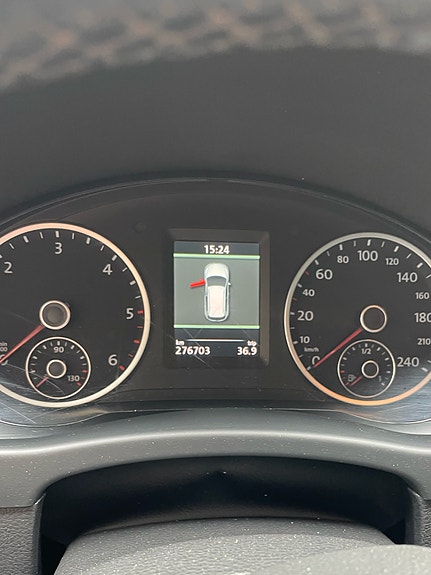 Volkswagen Tiguan 12 of 12