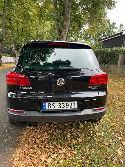 Volkswagen Tiguan 6 of 12