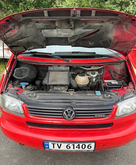 Volkswagen Multivan 9 of 10