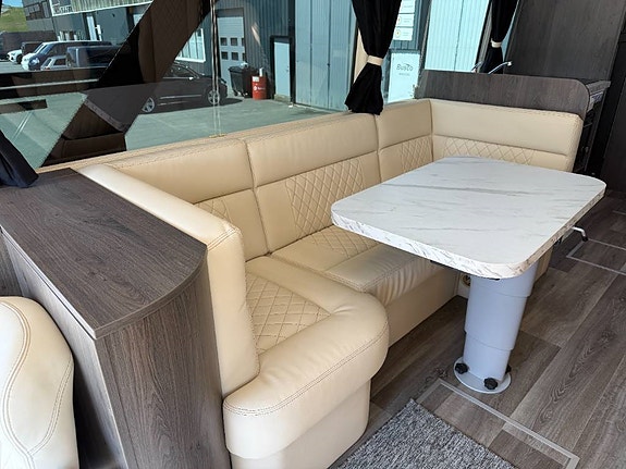 Setra S 411 HD. HIGH-END Camper! 13 of 30