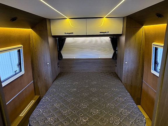 Setra S 411 HD. HIGH-END Camper! 26 of 30