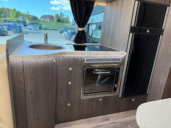 Setra S 411 HD. HIGH-END Camper! 18 of 30