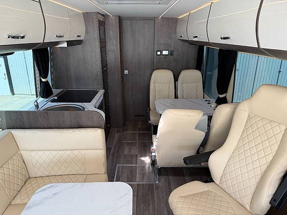 Setra S 411 HD. HIGH-END Camper! 14 of 30
