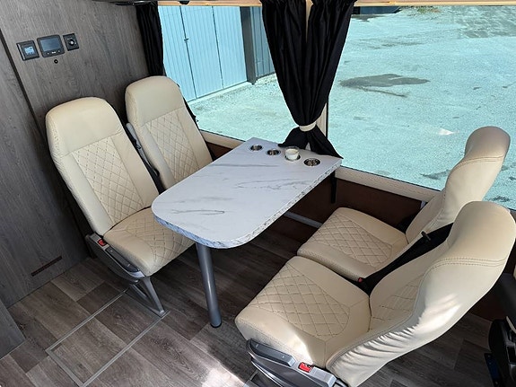 Setra S 411 HD. HIGH-END Camper! 16 of 30
