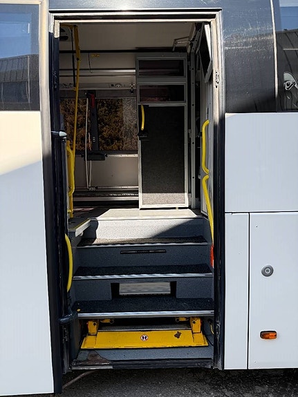 Volvo B11R 9700H 10 of 27