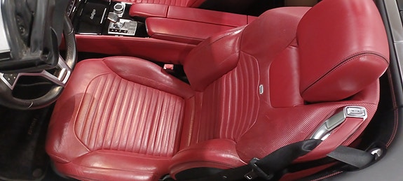 Mercedes-Benz SL550 27 of 30