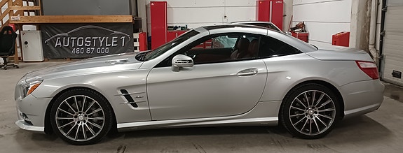 Mercedes-Benz SL550 20 of 30