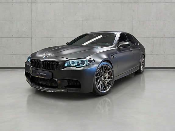 BMW M5 2 of 30