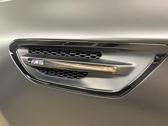 BMW M5 6 of 30