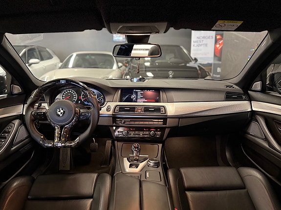 BMW M5 22 of 30