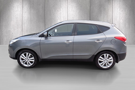 Hyundai ix35 2 of 30