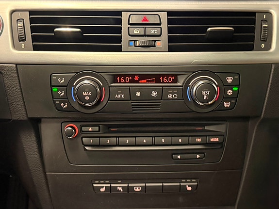 BMW 335i 26 of 27