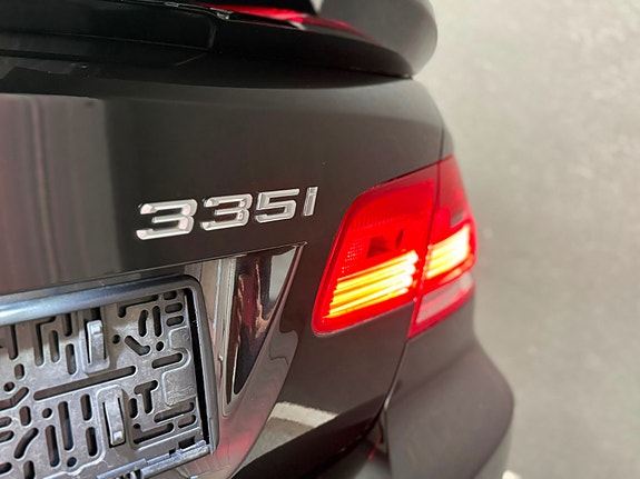 BMW 335i 7 of 27