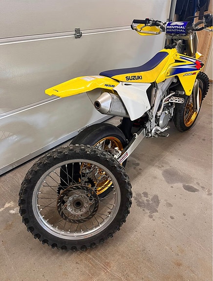 Suzuki RMZ 450 5 of 16