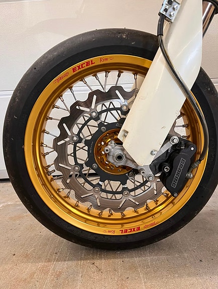 Suzuki RMZ 450 8 of 16