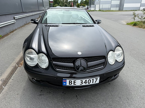 Mercedes-Benz SL500 9 of 20