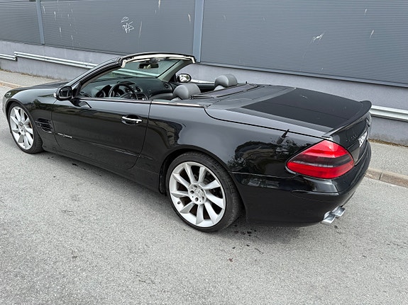 Mercedes-Benz SL500 4 of 20