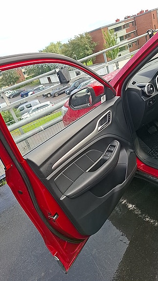 MG ZS EV 9 of 22