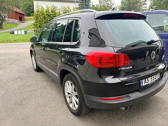 Volkswagen Tiguan 5 of 9