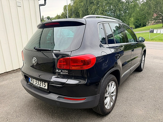 Volkswagen Tiguan 6 of 9