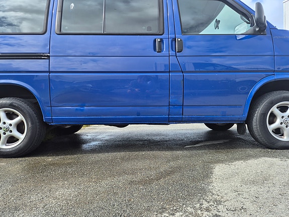 Volkswagen Caravelle 12 of 25