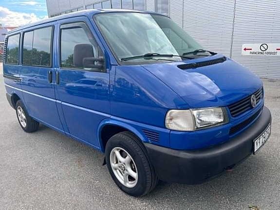 Volkswagen Caravelle 10 of 25