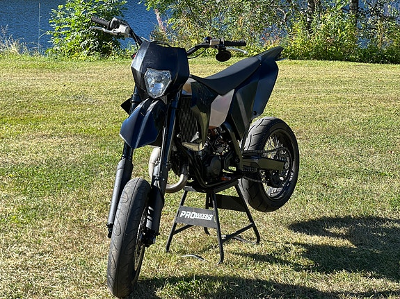 KTM 125 EXC 11 of 13
