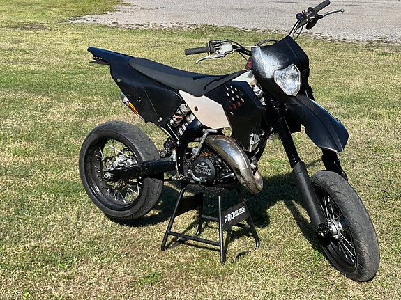 KTM 125 EXC 4 of 13