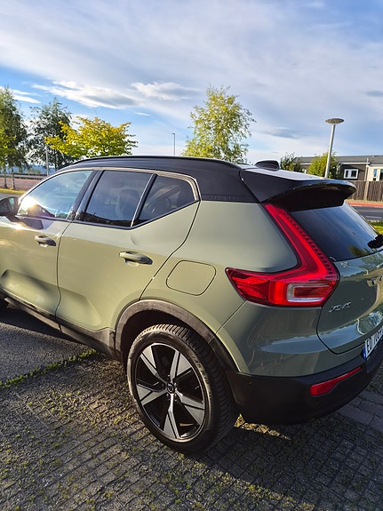 Volvo XC40 6 of 18