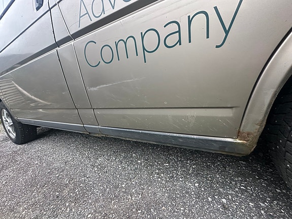 Volkswagen Caravelle 13 of 25