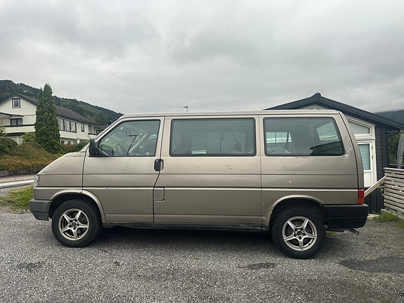 Volkswagen Caravelle