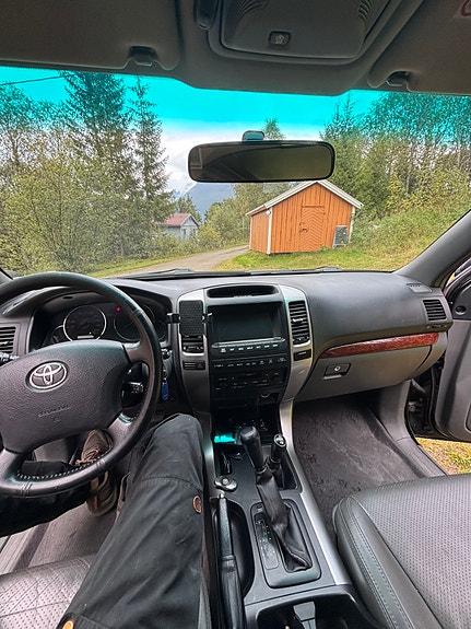 Toyota Land Cruiser 10 of 10